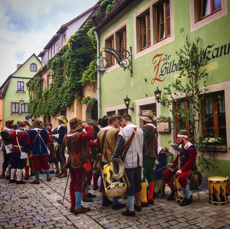 Ferienwohnungen Monteurzimmer Zur Silbernen Kanne Rothenburg ob der Tauber Eksteriør bilde